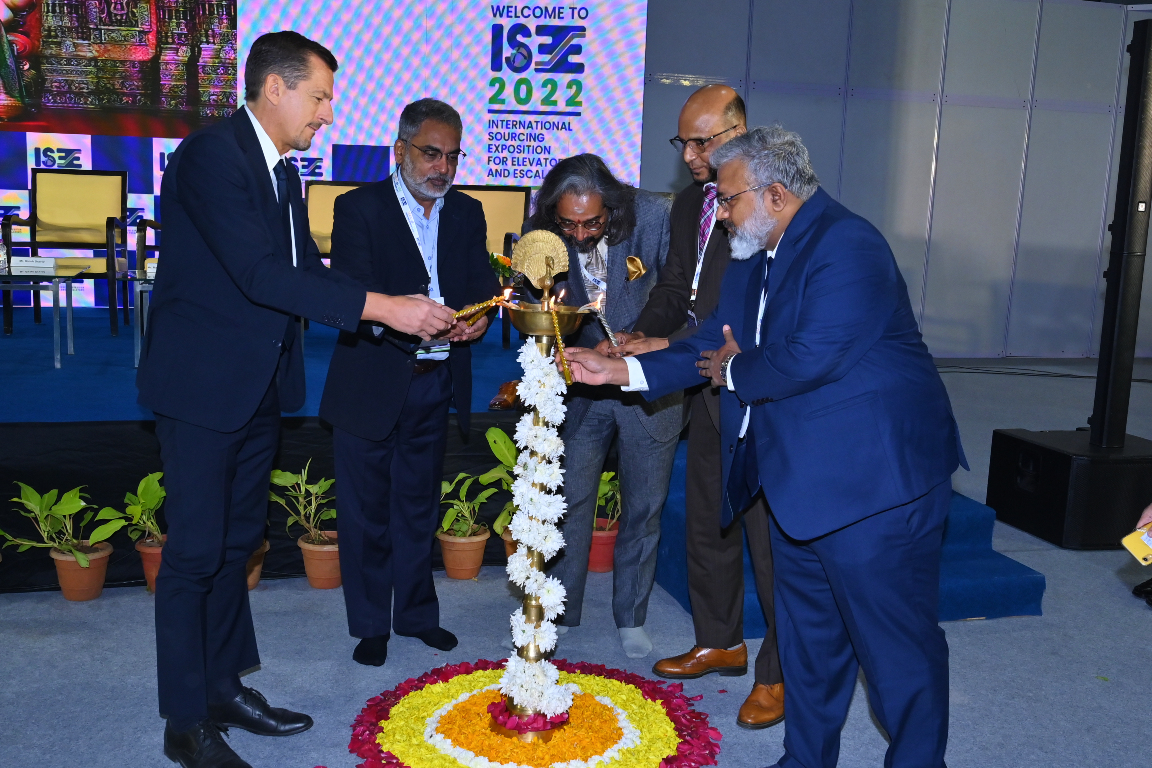 Lighting of the Lamp ISEE 2022